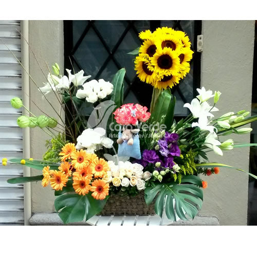 Arreglo floral Recién Nacido 17 de Casa Verde Arte en Flores Casa Verde Arte en Flores CVA00730