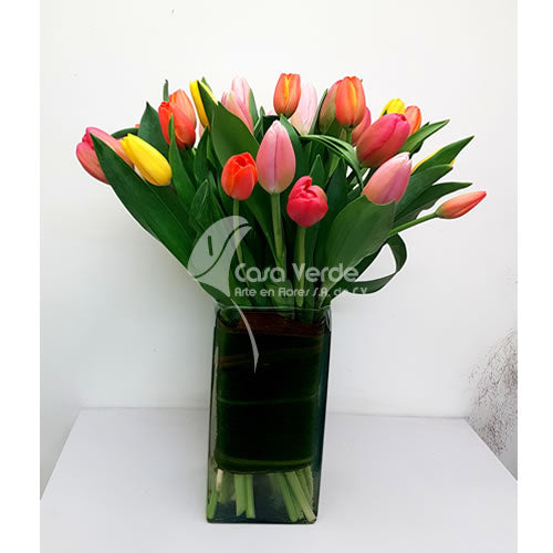 Arreglo floral Alfonsina de Casa Verde Arte en Flores Casa Verde Arte en Flores CVA00923